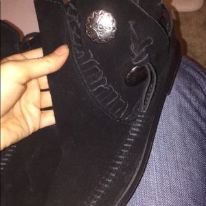 RARE! Western Minnetonka Moccasins Black size 6